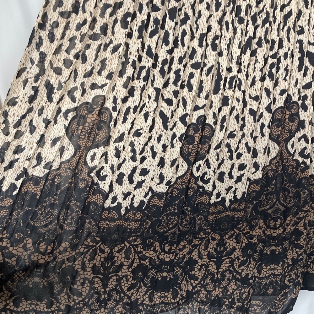 Christopher & Banks Animal Print Maxi Skirt Sheer Overlay with Lining Sz L - Picture 5 of 10
